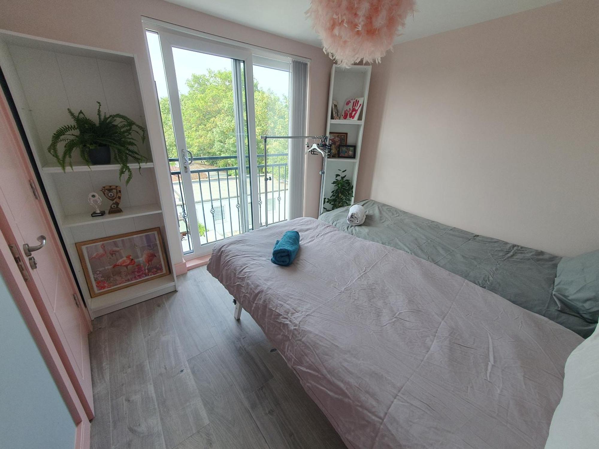 Beautiful Guest Rooms, Free Parking, 30Min Heathrow, 40Min Wembley, 60Min Central London Greenford  Exterior photo